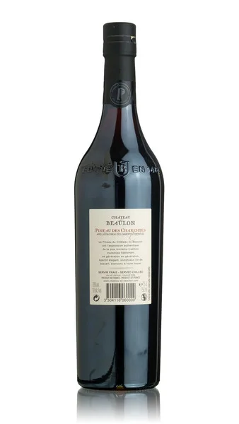 Château de Beaulon Pineau des Charentes 5 Year-old Red view 2