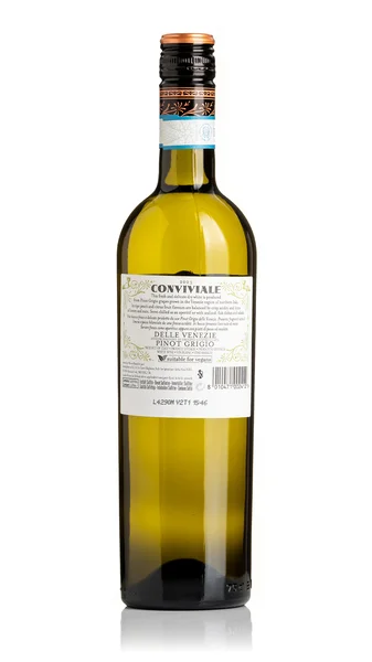 Conviviale Pinot Grigio 2025 view 2