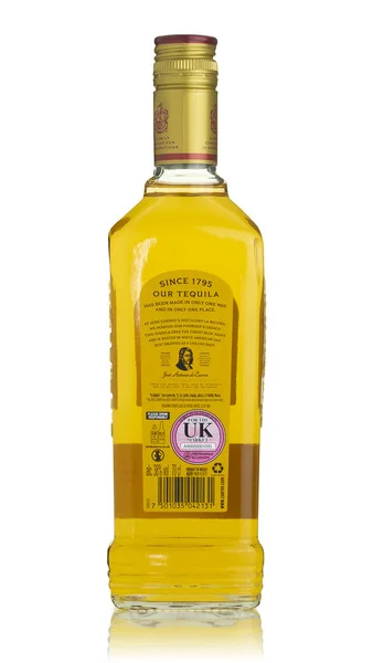 Jose Cuervo Especial Gold Tequila view 2