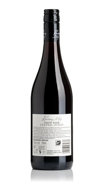 Roaring Meg Pinot Noir 2023 view 2