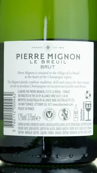 Champagne Pierre Mignon Brut Grande Réserve 1er Cru - 37.5cl NV view 3