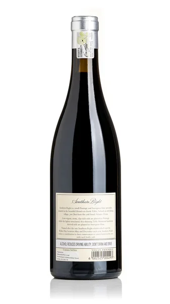 Southern Right Pinotage 2023 view 2