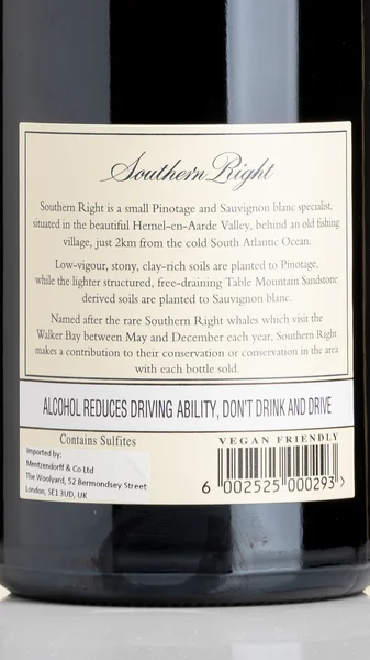 Southern Right Pinotage 2023 view 3