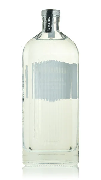 Aviation American Gin view 2