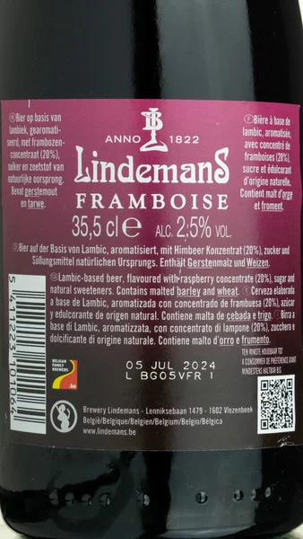 Lindemans Framboise view 3