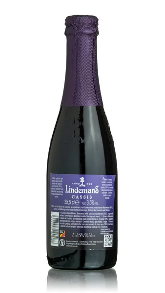 Lindemans Cassis view 2
