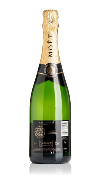 Moet & Chandon Brut Imperial NV view 2