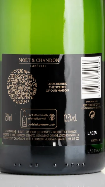 Moet & Chandon Brut Imperial NV view 3