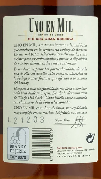 Uno en Mil Solera Gran Reserva Brandy de Jerez view 3