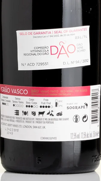 Grao Vasco Tinto, Dao 2023 view 3