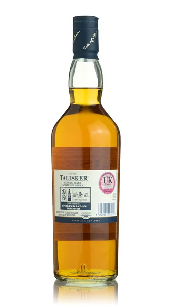 Talisker 10 Year Old Islands Single Malt - 70cl view 2
