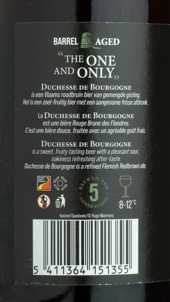 Duchesse de Bourgogne view 3