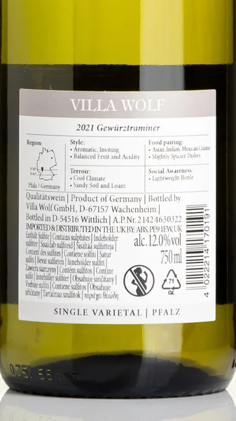 Villa Wolf Gewürztraminer 2024 view 3