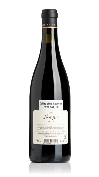 Oliver Zeter Pinot Noir 2023 view 2